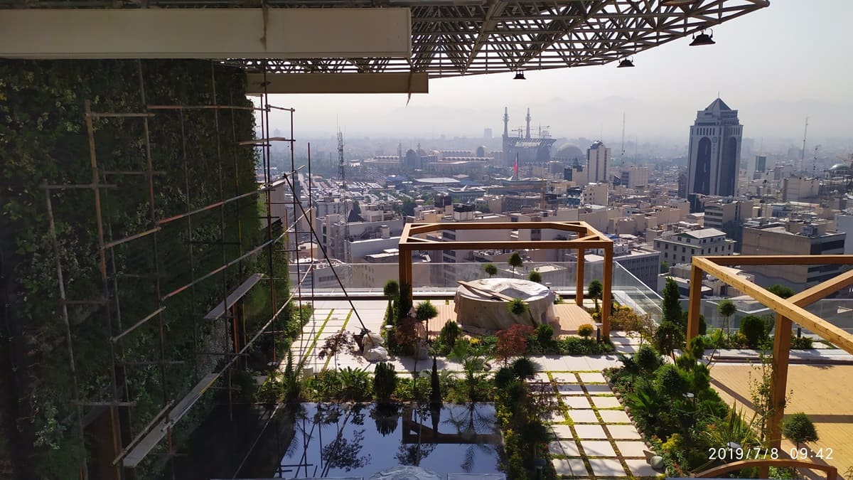 هلی پد و روف گاردن مجتمع اداری گلرنگ ساعی