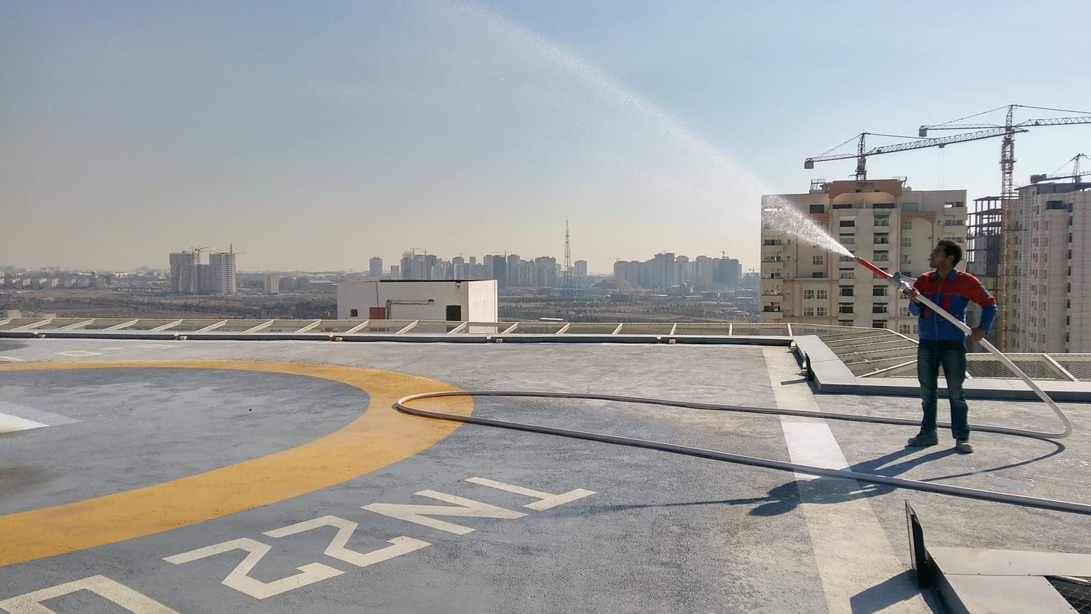 تست سیستم اطفا فریق پد هلی کوپتر اضطراری پارامیس